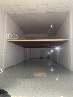 mặt tiền đường b, khu adc nhà cấp 4.