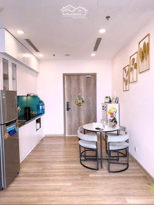 mời thuê căn hộ 2pn 1wc 52m2 đủ đồ view sông hồng ban công hướng nam toà sol forest 1.hl 