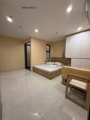 tòa chdv cạnh đại học hà nội 160m2 8t mt11m với 40pkk dòng tiền 2.5 tỷ/năm