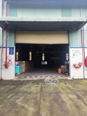 cho thuê kho xưởng 2.100m2 trong kcn hoàng gia long an