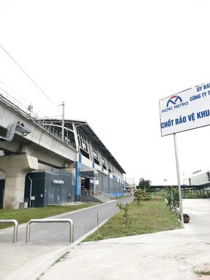 đầu tư chỉ 50tr/m2, vài bước chân tới ga metro, nhà trệt 130m2, ngay hoàng hữu nam, long bình, q9