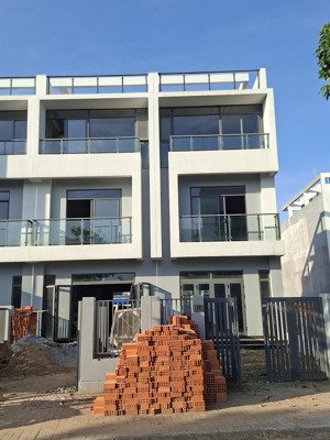 bán nhà thô 1 trệt 2 lầu đông tăng long phường long trường tp thủ đức, hồ chí minh