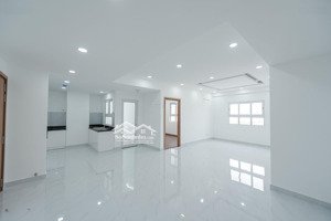 conic boulevard, căn góc đặc biệt 2pn 2wc, 89m2, view 3 mặt tiền, tầng 5, giá 2,65 tỷ, 