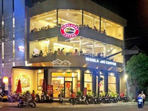 cho thuê nhà phố cổ hàng tre, hoàn kiến: 400mx2t, mt25m: làm nhà hàng, cafe, showrom, thẩm mỹ..