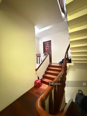 bán nhà mặt tiền bùi thiện ngộ kinh doanh ,thích hợp làm văn phòng cho thuê