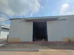 cho thuê kho đường sa đôi, đại mỗ, nam từ liêm. dt 600m, cao 8m, có điện 3fa, nước sạch. giá 85k/m