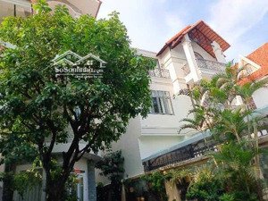 chính chủ cần bán gấp biệt thự quận 2 300m2 (10 x 30) 4 tầng 56,5 tỷ tl