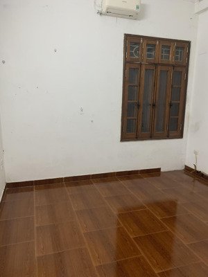 cho thuê nhà lê quang đạo 50mx4t, oto đỗ, 18tr, gần sân mỹ đình