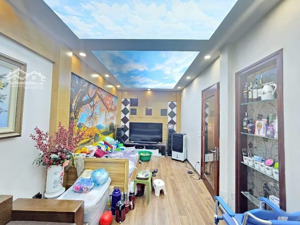 bán nhà tôn đức thắng, ngõ thông, 30m ra phố, trước nhà 3gac tránh, xây mới, nội thất 43m*5t