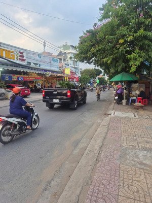 bán nhà 1t/1 lầu 5x20m hẻm xe hơi ngay công khang điền , p.phước long b, quận 9 giá tốt