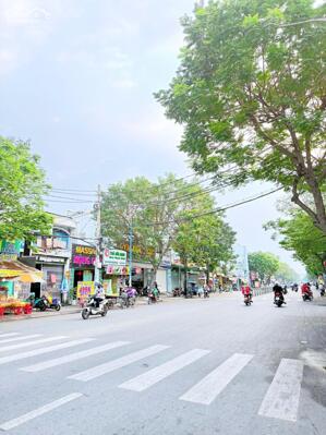 3000M2 Đất Mặt Tiền Cạnh CV Đầm Sen, Chưa Đến 100tr/m2