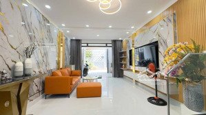 chú dũng đang kẹt tiền bán gấp nhà đường âu cơ p.10 q.tân binh giá 9 tỷ 890tr/60m2. đường 4m.