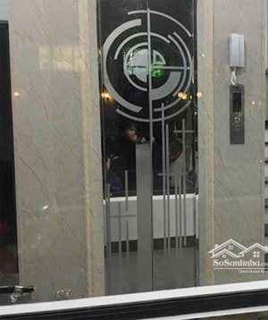 mình cho thuê nhà hai mặt tiền, vỉa hè, thang máy, 109m2- 5t, gần nguyễn khánh toàn, đào tấn_34 tr