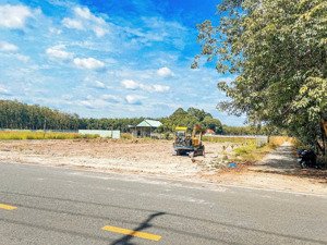 giá thật 100% - chỉ 430 triệu cho 300m đất đừng bỏ lỡ cơ hội có 1-0-2 ngay trong tuần này!