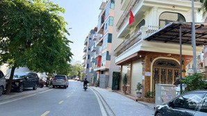 hạ 1 tỷ! bán nhà kđt vạn phúc, 60m, 5t, phân lô vỉa hè, ô tô tránh, kinh doanh, nhà đẹp, 15,5 tỷ.