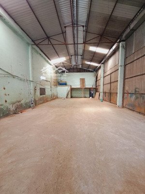 bán nhà kho-tiền lân 13-ql1a-ngang 8m-khu nhiều kho bãi-đường container-bà điểm hóc môn