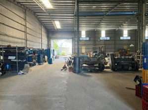 bán xưởng 2.300m² mặt tiền đường xe cont tại đức hòa đông, long an. giá 30 tỷ vnđ