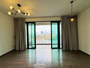 cho thuê gấp 3pn nội thất cơ bản d''edge giá tốt