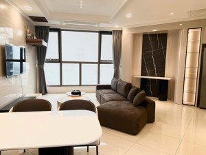 bán căn tầng cao starlake dt 154m2 trục k , thiết kế 4 ngủ full nội thất view đẹp thoáng giá 34 tỷ