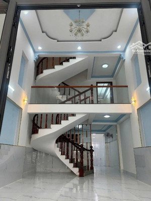 khu vực ít nhà bán trung mỹ tây 19 ngang 4.5m nhà đẹp 3 tầng hẻm oto đẹp ngay nguyễn ảnh thủ tô ký