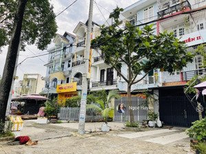 bán nhà 3 tầng - hxh 1/ cách mt 30m - gần phạm văn đồng - dt: 100m2 - giá 9.x tỷ