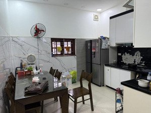 bồ đề, ngay cầu chương dương, gần 50m 4t 4pn ô tô, sát phố chỉ 8tỷ