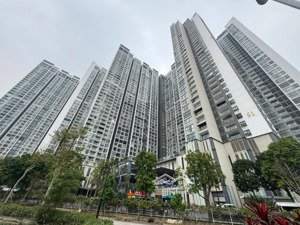 hàng hót! chính chủ gửi bán căn hoa hậu 4pn3vs căn góc view hồ skylake, giá tốt lh: 