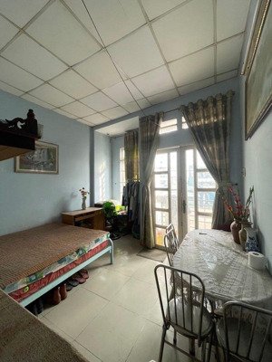 nhà mt đường 2 tăng nhơn phú a 40m2 xây 2 tầng giá 4ty