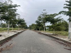 chính chủ cần bán lô khu đô thị số 4