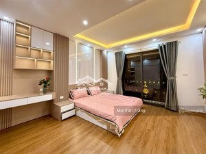 bán nhà mỹ đình sát phố nguyễn hoàng- lô góc- 5 tầng thang máy-ô tô qua cổng-9.4 tỷ