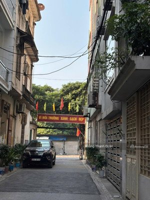 chính chủ bán gấp nhà phân lô quân đội long biên - khu dân trí cao - kinh doanh tốt - nhỉnh 9 tỷ