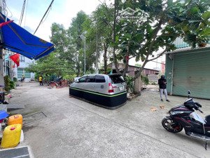 còn sót lô đất xây chdv gần cầu rạch gia vườn lài.