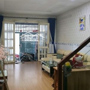 quận 8, gần tạ quang bửu, 6tỷ, 70m2, 3tầng, 3pn - shr