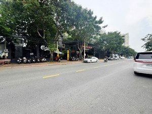 bán siêu bất động sản mt nguyễn văn hưởng, thảo điền | quỹ đất vàng hơn 2.000m²