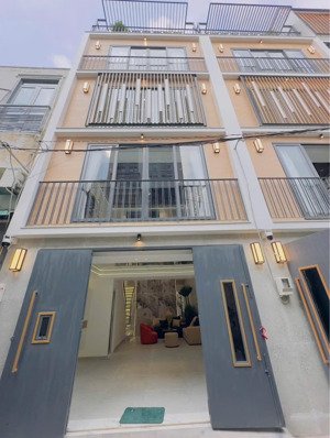 bán nhà tại phan văn trị, quận 5, giá 4,5 tỷ, dt 85m2 công nhận, gần đại học sài gòn,cho thuê 22tr