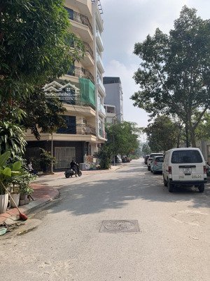 còn một lô đất himlam vạn phúc duy nhất, phân lô ô tô tránh, vỉa hè rộng, rẻ nhất khu vực, 15,5 tỷ.