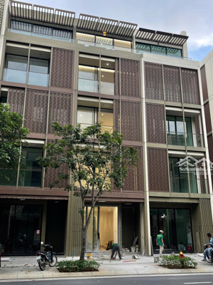 nhà phố trục đường 20m n2 nhà hoàn thiện đẹp nhất the global city