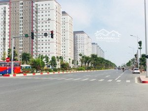 chính chủ cần bán chung cư thanh hà 6 toà mặt đường cenco5 diện tích 68.35m