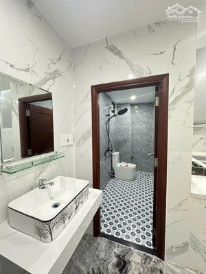 bán nhà 3 tầng gần trường cấp 3 nguyễn văn thoại khu dân trí cao.