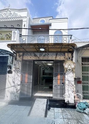 nhà đẹp ở liền - 4x16.5m - hẻm ô tô thông tân kỳ tân quý - kế aeon tân phú!