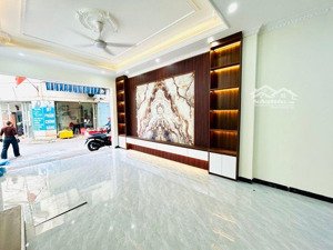 vĩnh hưng - hoàng mai - thang máy- kinh doanh sầm uất -mặt tiền bề thế -gara ô tô - nhà mới - 12ty5