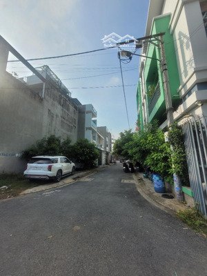 bán đất 4,5x15m đường 8 gần quốc lộ 1k đường xe hơi 7m, view công viên, shr. lh 