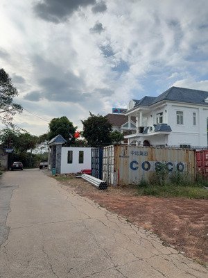 giá 2.7 tỷ cho lô đất nhánh đường dx043. cách phạm ngọc thạch 200m, phú mỹ tdm bình dương