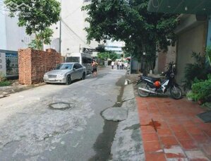 Cho thuê nhà riêng Ô TÔ ĐỖ CỬA - KD Mỹ Đình, Nam Từ Liêm 42m x 6T giá 25 triệu