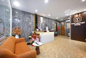 bán gấp xuất cảnh - bán nhà đường trần quốc hoàn 87m² 6 tầng - 32 tỷ