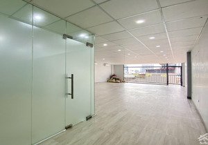 chính chủ cho thuê văn phòng phù hợp mọi mô hình phạm hùng cầu giấy