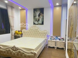 nhà nguyễn du quận 1, vị trí đẹp hiếm bán, dt 118m2 bề ngang 6.4m, xây 4 tầng villa, shr, chỉ 29 tỷ