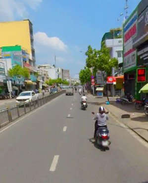 nhà hẻm xe hơi đậu trước cửa vài bước ra lũy bán bích, khu vip quận tân phú sẵn dòng tiền.