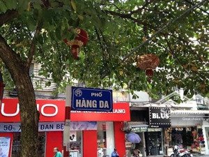 cho thuê nhà phố hàng da - diện tích 30m² + gác xép, mặt tiền 4m, trung tâm hoàn kiếm