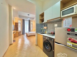 căn hộ dịch vụ cao cấp_ngay etown cộng hoà_bancol siu thoáng